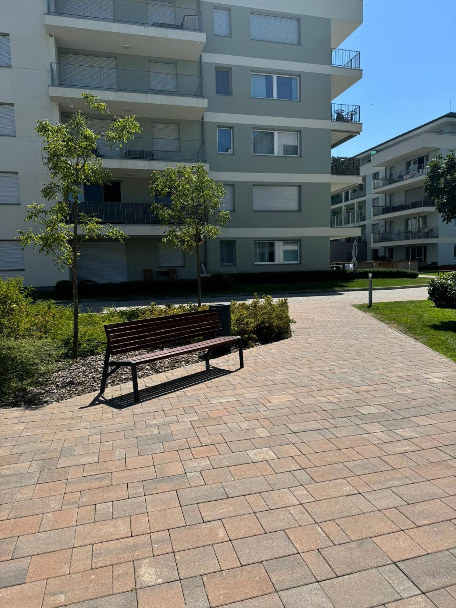 Lelle Resort Apartman Balatonlelle Eksteriør billede