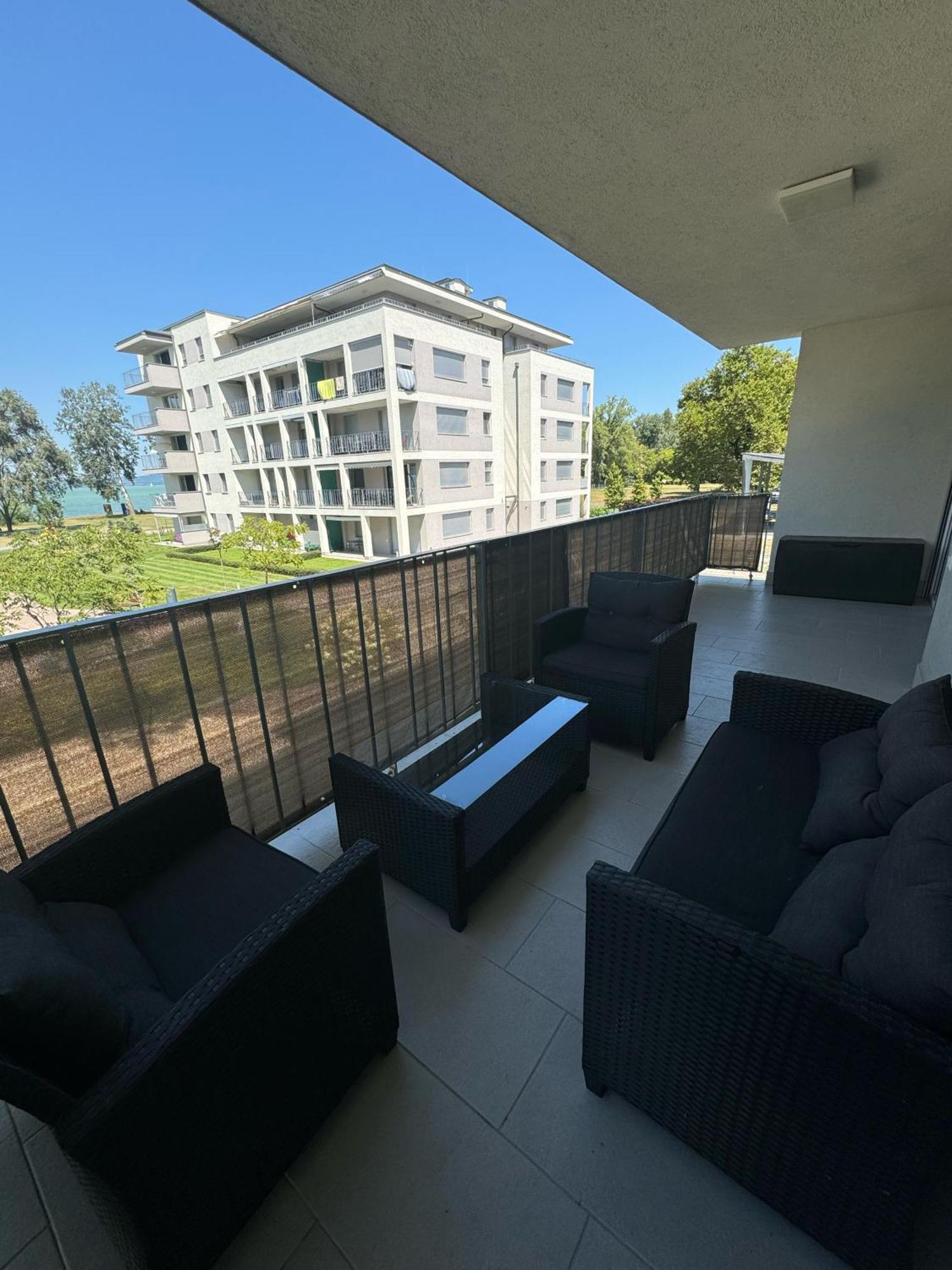 Lelle Resort Apartman Balatonlelle Eksteriør billede